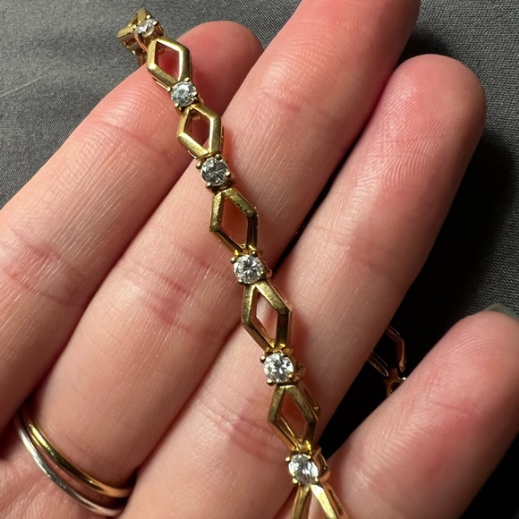 Gold bracelet with faux diamonds - Picture 3 of 5